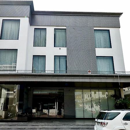 Hotel Elinor By Dazzling Hotels & Resorts Agra  Zewnętrze zdjęcie
