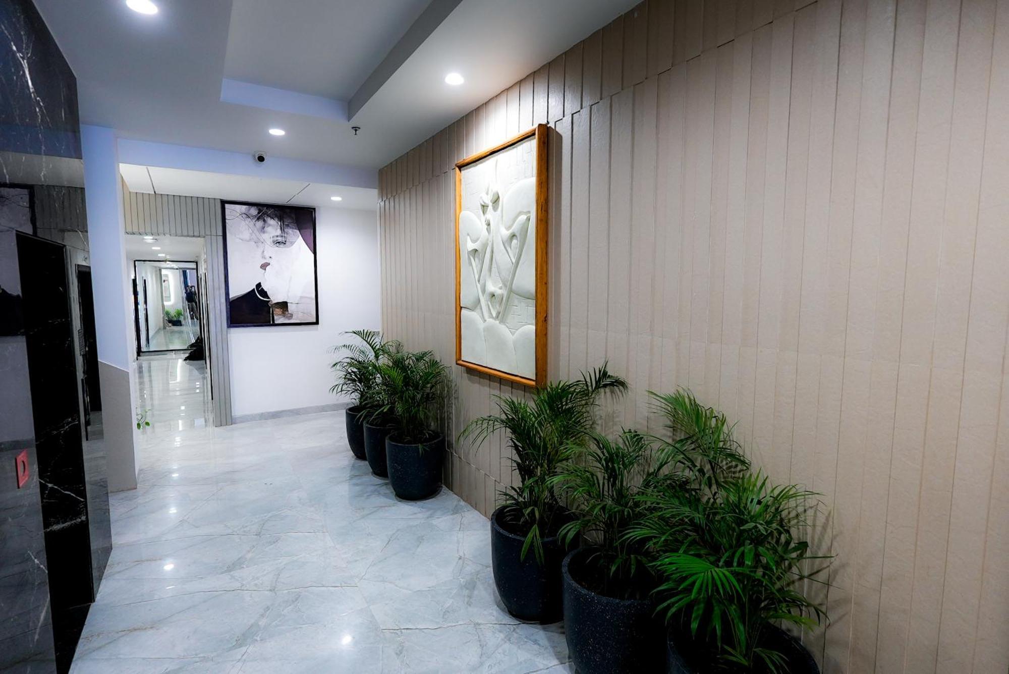 Hotel Elinor By Dazzling Hotels & Resorts Agra  Zewnętrze zdjęcie