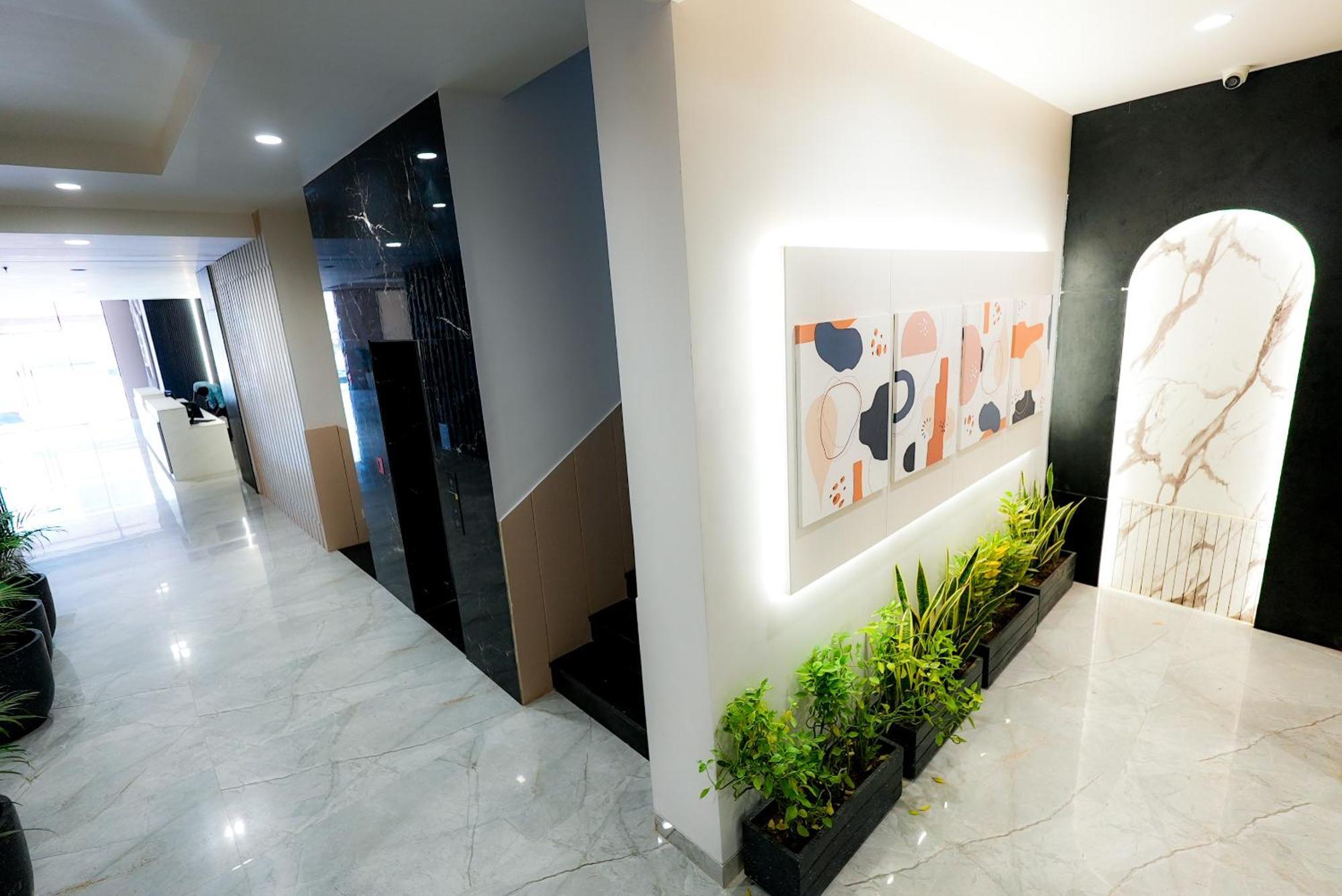 Hotel Elinor By Dazzling Hotels & Resorts Agra  Zewnętrze zdjęcie