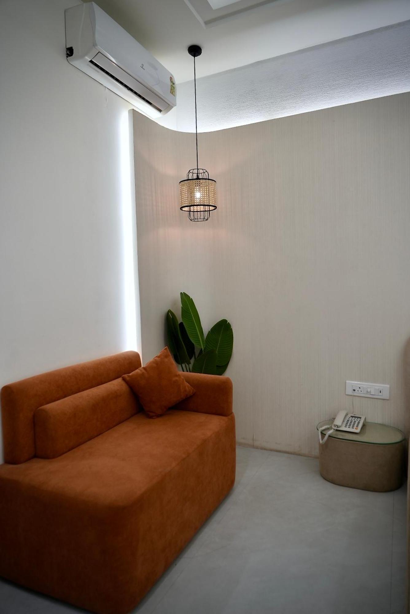 Hotel Elinor By Dazzling Hotels & Resorts Agra  Zewnętrze zdjęcie